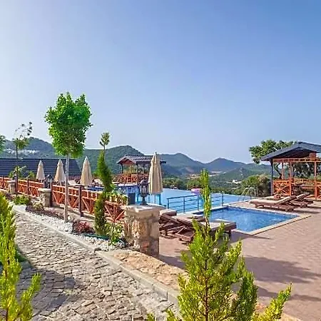 Hotel Kas Konak Bungalows 5*